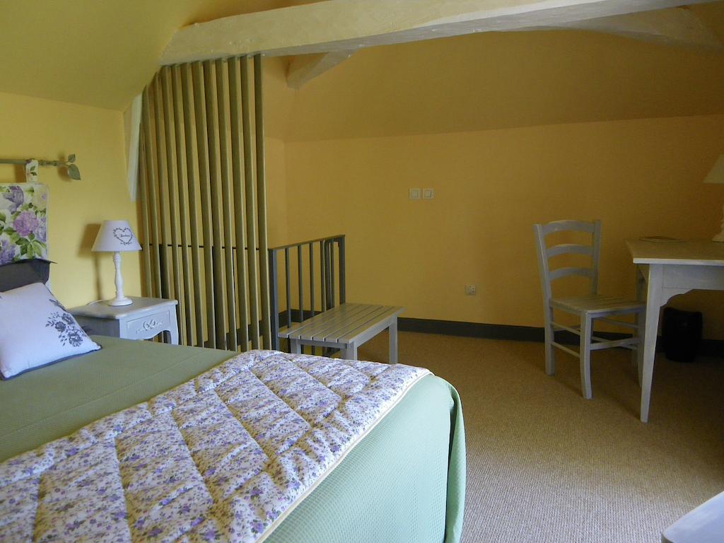 La Petite Varenne Turny Habitación foto