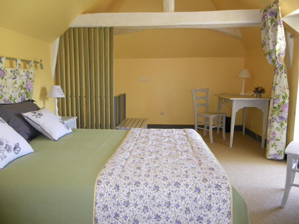 La Petite Varenne Turny Habitación foto
