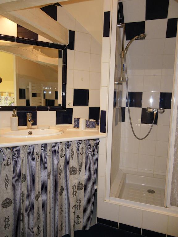 La Petite Varenne Turny Habitación foto